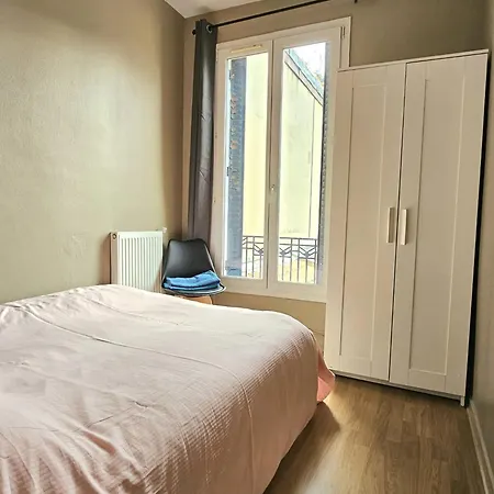 Holiday home #2 Charmante Maison A 4 Min Metro 9 *